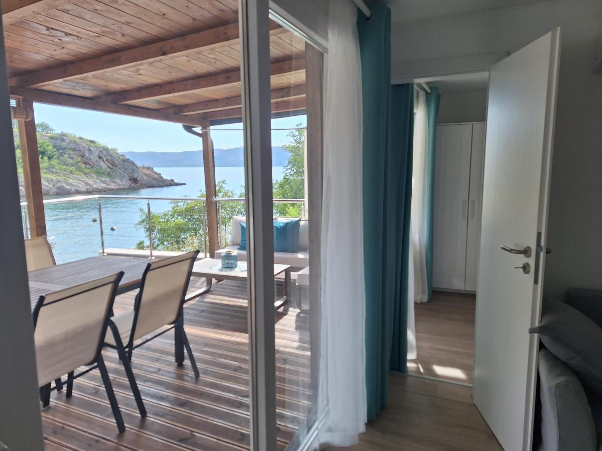 Hotel Boora Glamp Experience & Heated Infinity Pool Senj  Esterno foto