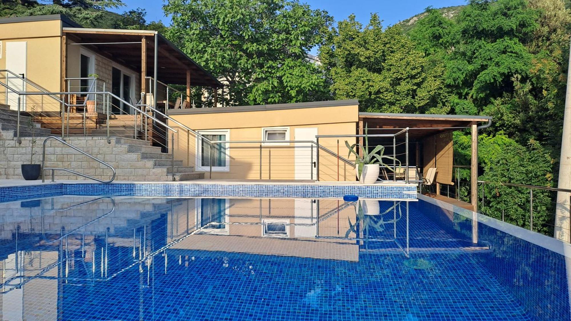 Hotel Boora Glamp Experience & Heated Infinity Pool Senj  Esterno foto